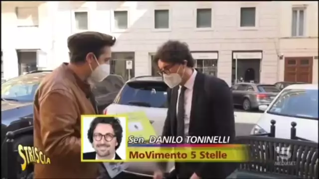 LA GIORNATA MONDIALE DELL'IGNORANZA DELLA POLITICA ITALIANA