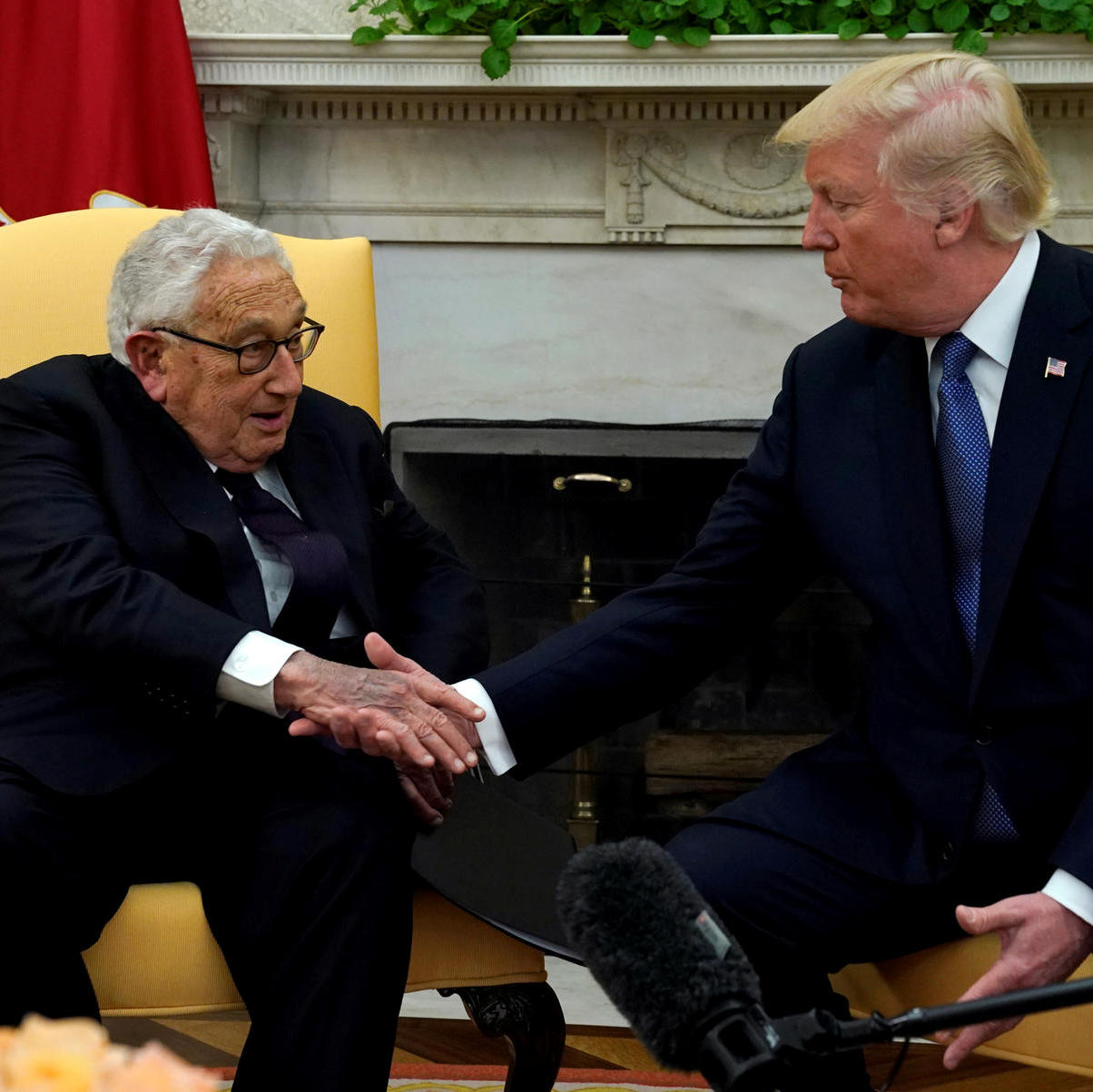 Henry Kissinger vedeva Lontano molto lontano!!!