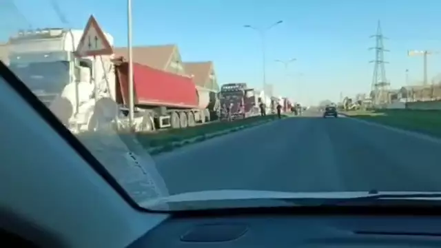 Camionisti bloccano porto Ravenna
