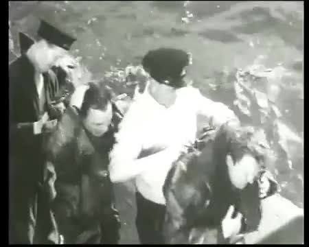 SOPRA DI NOI IL MARE 1955