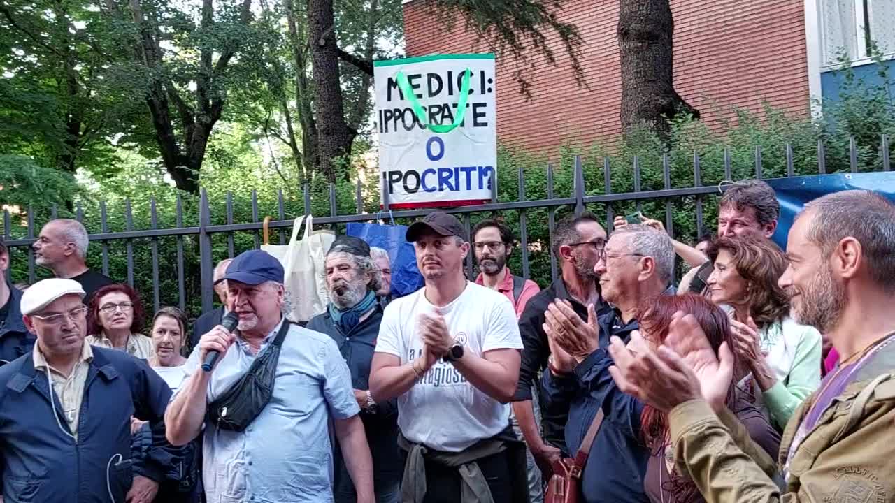 Radiazione Dott Fabio Milani interviene un Uomo che ha ricev...